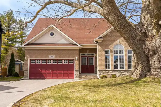 Property exterior of 21 Meadows End Crescent