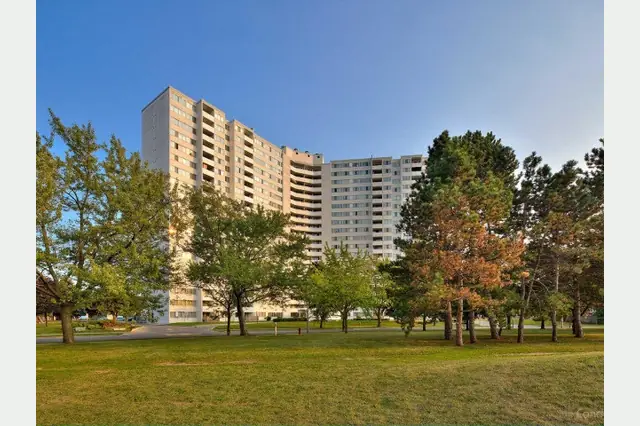 Building exterior of 530 Lolita Gardens