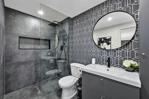 Primary ensuite